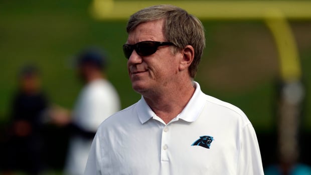 marty-hurney-carolina-panthers-gm.jpg